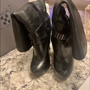 Fergie knee high boots 😍😍💖💖